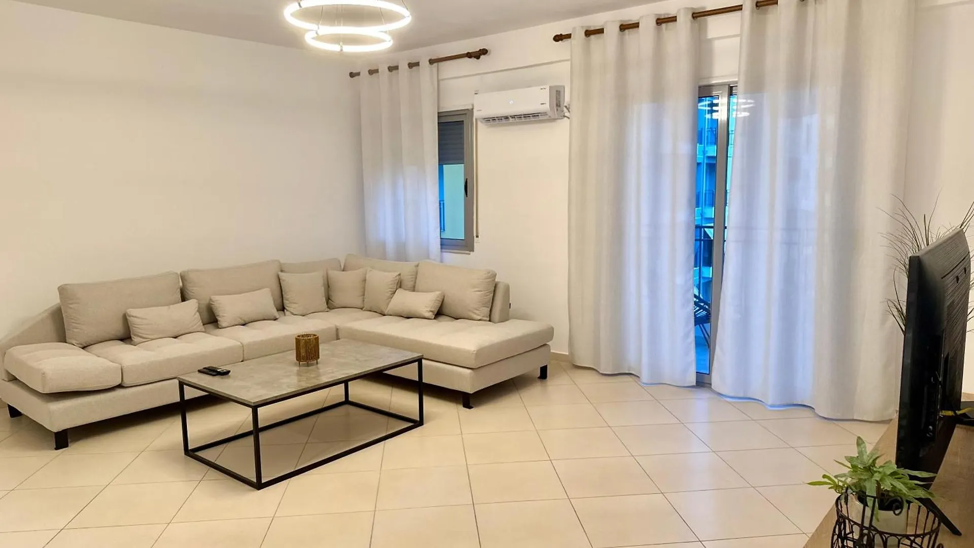 Jessies Apartment Vlore